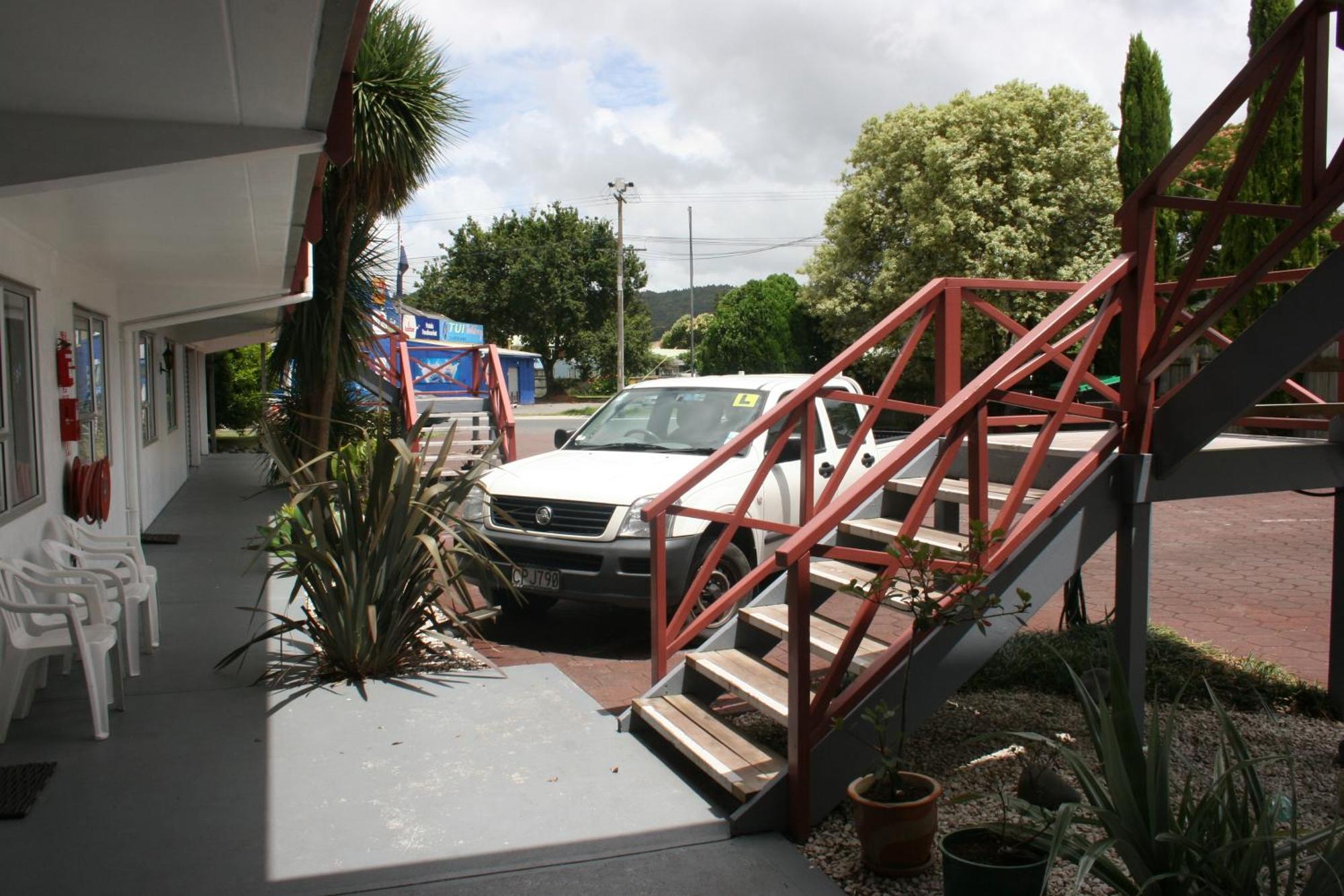 פאנגאריי Burgundy Rose Motel מראה חיצוני תמונה
