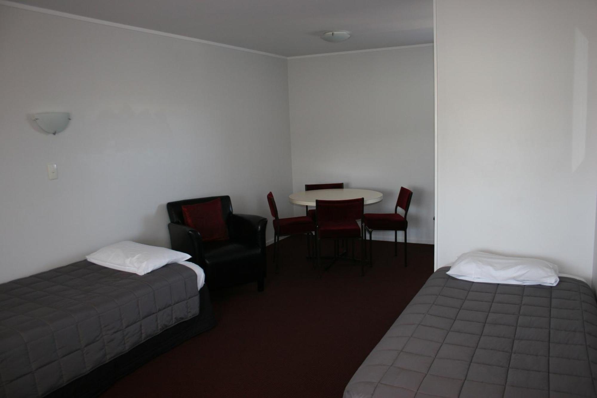 פאנגאריי Burgundy Rose Motel מראה חיצוני תמונה