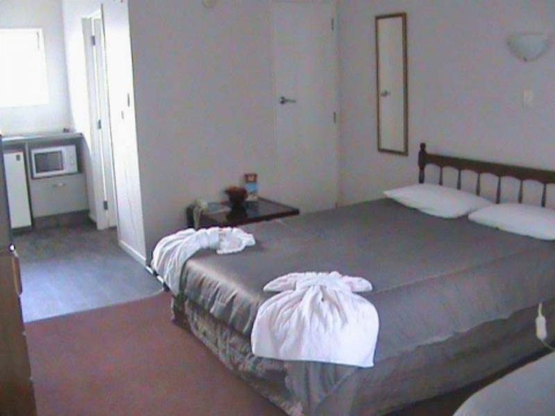 פאנגאריי Burgundy Rose Motel מראה חיצוני תמונה