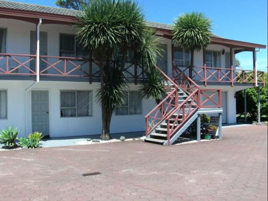 פאנגאריי Burgundy Rose Motel מראה חיצוני תמונה